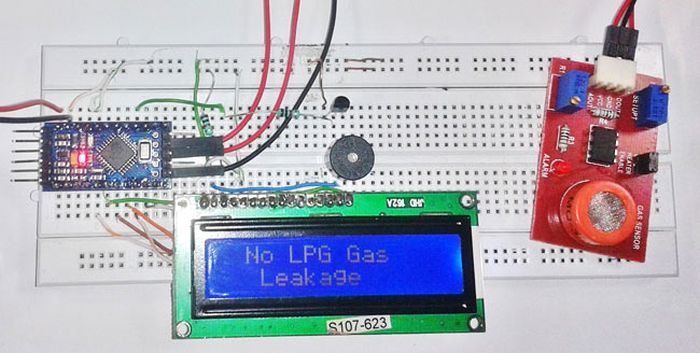 LPG Gas Leakage Detector using Arduino