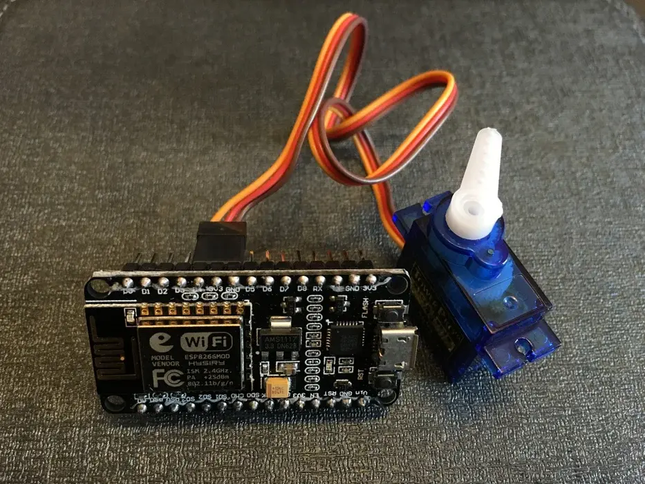 Simple Iot Remote Switch With Mqtt and Esp8266